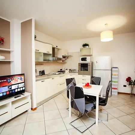 Apartment 2 *